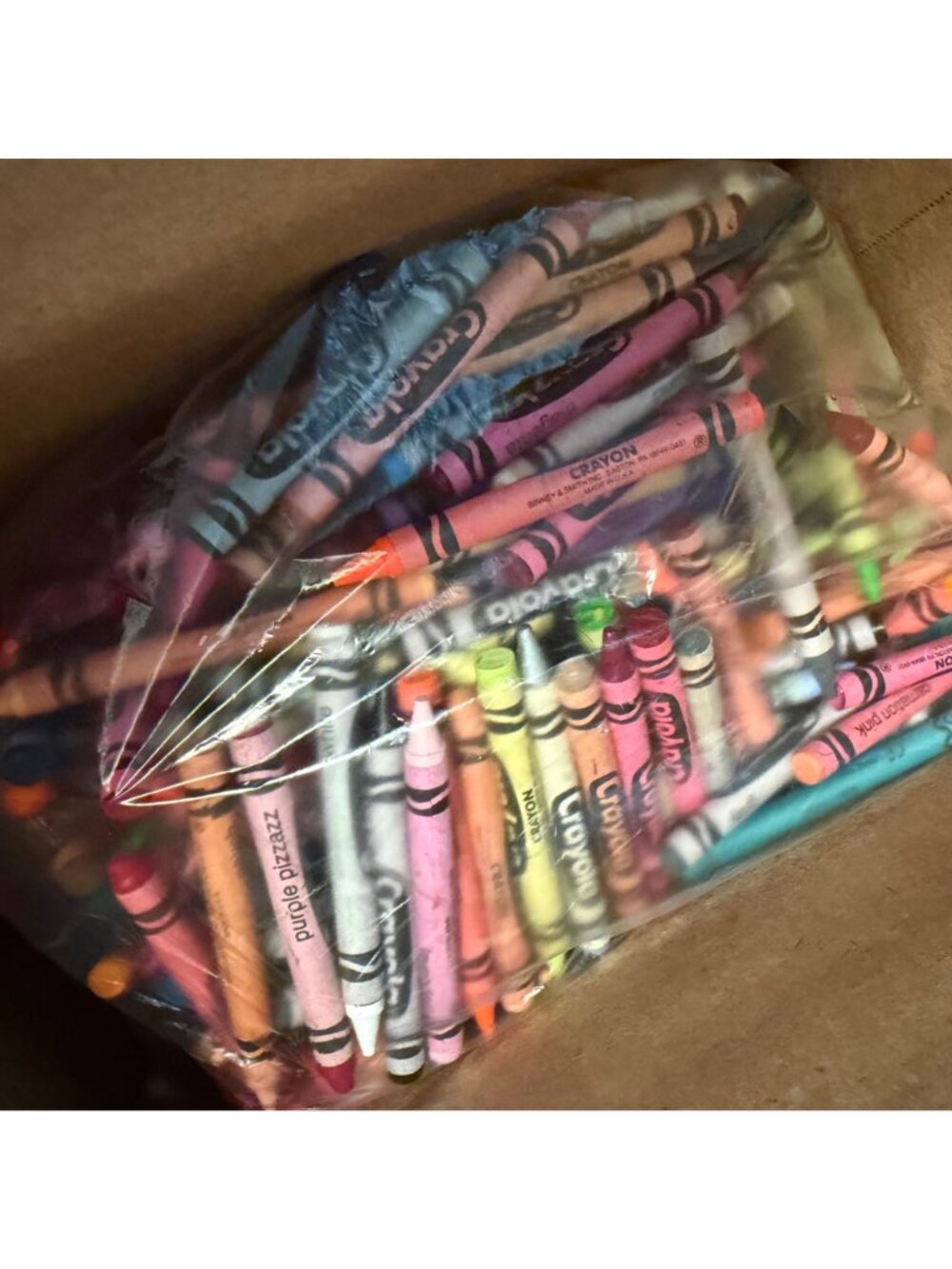Bulk Assorted Broken Crayons 4 Pounds Mixed Colors Arts, Crafts Supplies, Meltin - Picture 3 of 5